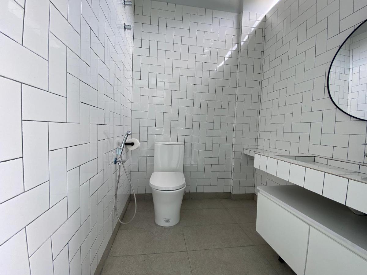 Ten Mentigi Tanah Rata Exteriör bild
